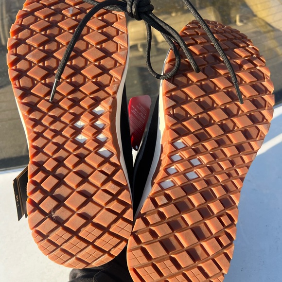 VANS MTE winter shoes size 9 - Picture 5 of 5